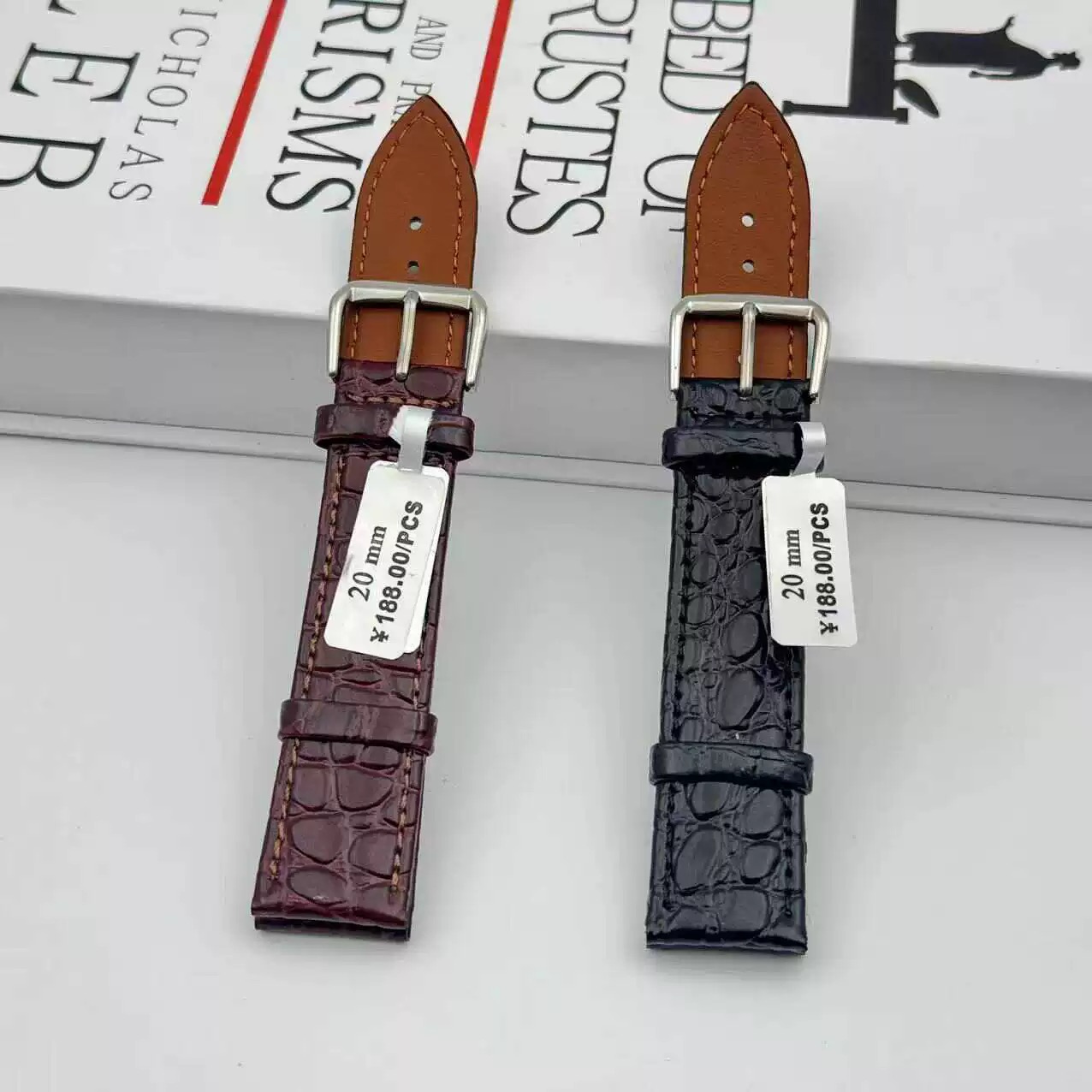 Bracelet de montre en cuir vér - Suede Strap Watch avis et prix